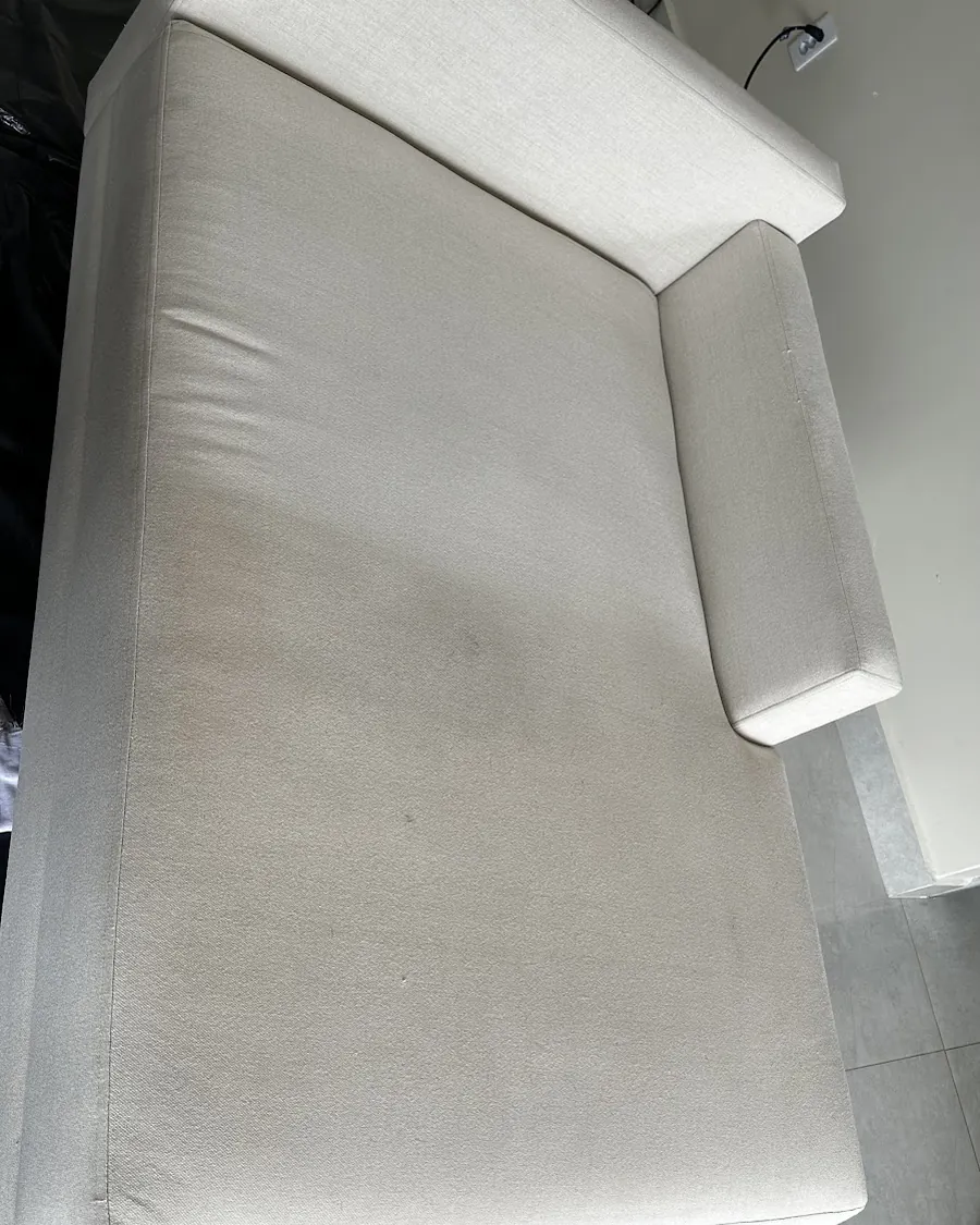 Sofá chaise antes da higienização